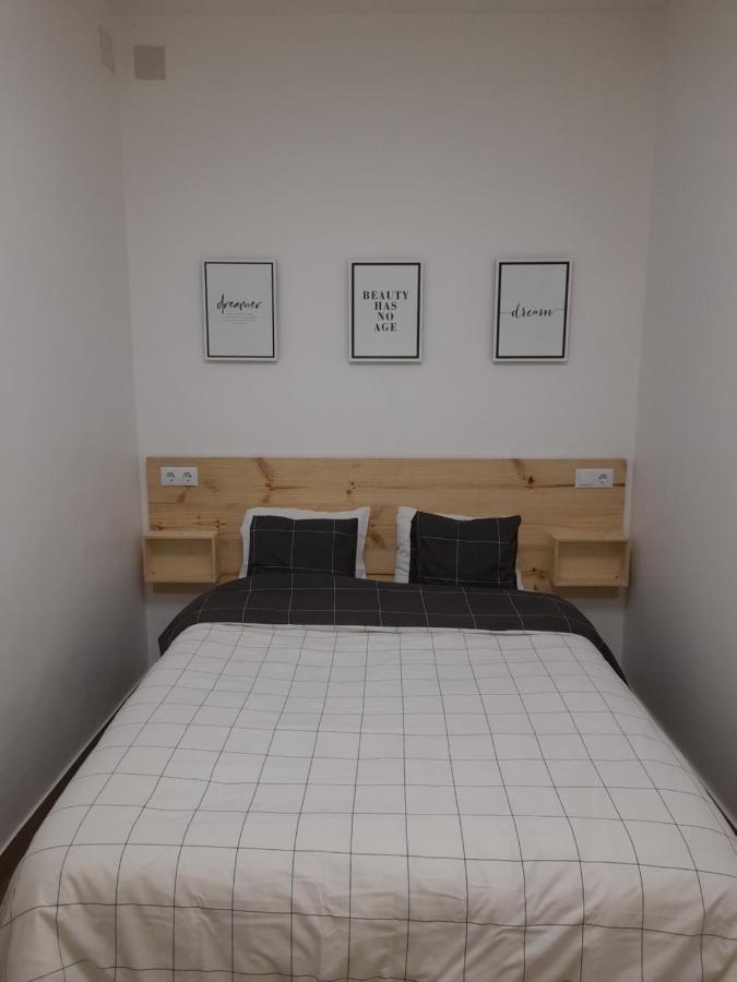 Las Tres Llaves Apartment Barcience Bagian luar foto